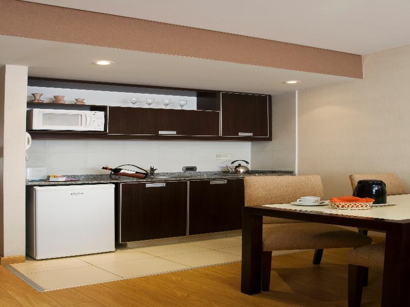 Uriburu 1756 By Ayres Apartments Recoleta Buenos Aires Exteriör bild